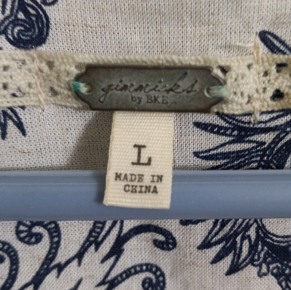 BKE Gimmicks Pieced Velvet Cardigan - Picture 2 of 6